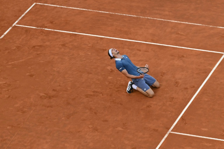 L'Allemand Alexander Zverev vainqueur de la finale du Masters 1000 de Rome, le 19 mai 2024
