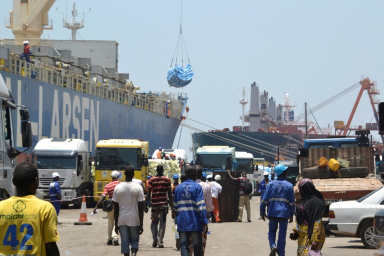 Sur le port autonome de Conakry, le 13 avril 2016