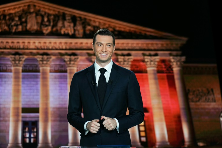 Jordan Bardella, président du RN, avant un débat pour les législatives, sur la chaîne France 2, le 27 juin 2024 à Paris