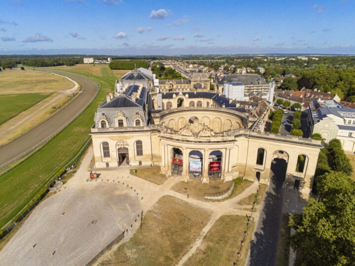 écuries hippodrome chantilly 