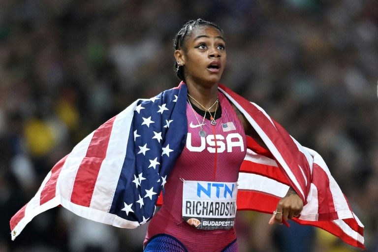 L'Américaine Sha'Carri Richardson après avoir remporté la finale du 100 mètres au championnat du monde de Budapest le 21 août 2023