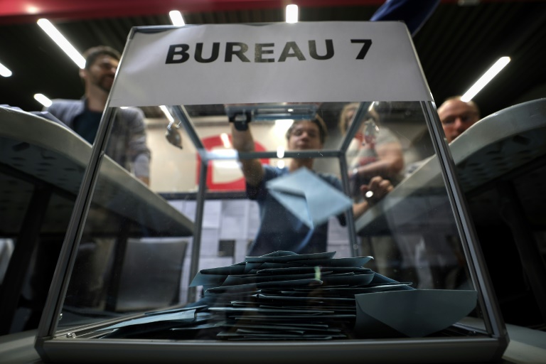Un bureau de vote à Toulouse lors du 1er tour des législatives, le 30 juin 2024 en Haute-Garonne