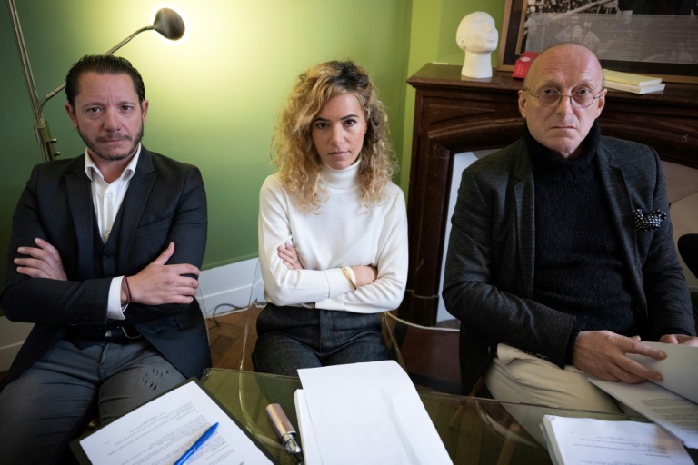 Les avocats de Cédric Jubillar (de gauche à droite: Jean-Baptiste Alary, Emmanuelle Franck, Alexandre Martin, le 24 novembre 2023 dans leur cabinet à Toulouse