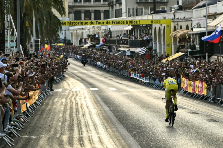 Le coureur slovène Tadej Pogacar lors de la 21e et dernière étape du Tour de France, le 21 juillet 2024 à Nice