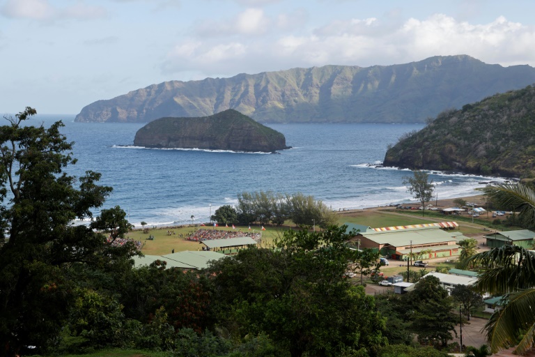 Vue de la côte d'Hiva Oa, la deuxième plus grande île des Marquises, en Polynésie française, le 25 juillet 2021