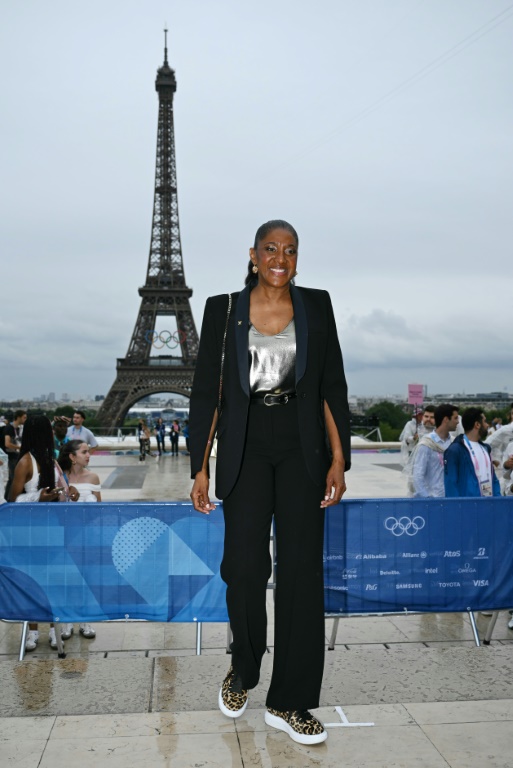 L'ex-sprinteuse française Marie-José Pérec arrive à la cérémonie d'ouverture des J0-2024 à Paris le 26 juillet 2024.