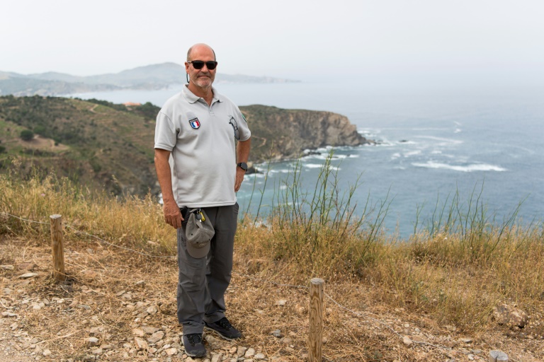 Jean-François Planque, responsable pédagogique et agent de surveillance de la réserve naturelle marine de Banyuls-Cerbère, à Banyuls-sur-Mer, dans les Pyrénées-Orientales, le 19 juin 2024