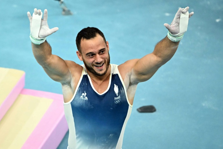 Le gymnaste français Samir Aït Saïd le 27 juillet 2024 aux JO de Paris, lors de l'épreuve des anneaux à la Bercy Arena