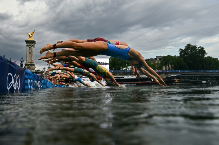 Le triathlon féminin, disputé en partie dans la Seine le 31 juillet