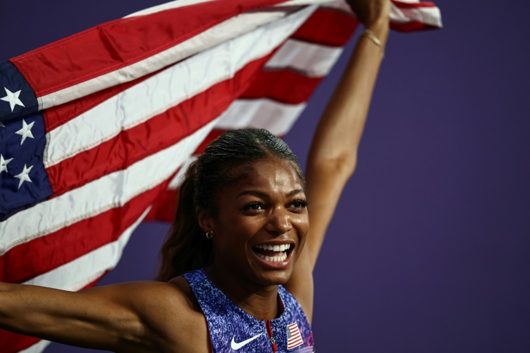 La sprinteuse Gabrielle Thomas après sa victoire en finale des JO, au Stade de France le 6 août 2024