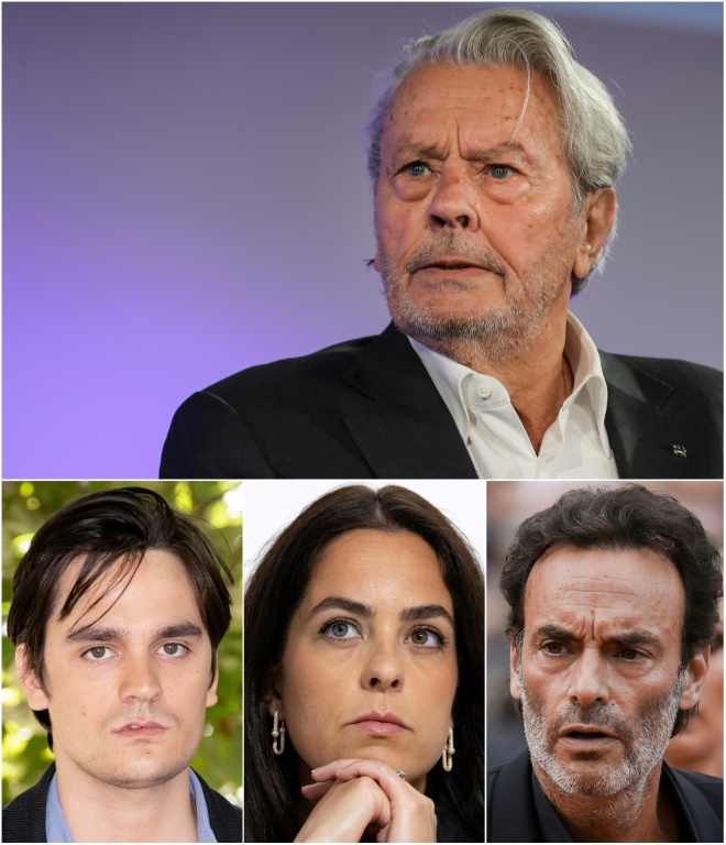 Montage effectué le 4 avril 2024 montrant les portraits d'Alain Delon et de ses trois enfants (GàD): Alain Fabien Delon (G), Anouchka Delon et Anthony Delon