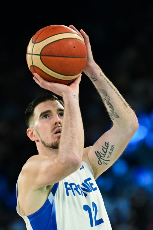 Le Français Nando De Colo en finale olympique face aux Etats-Unis, le 10 août 2024