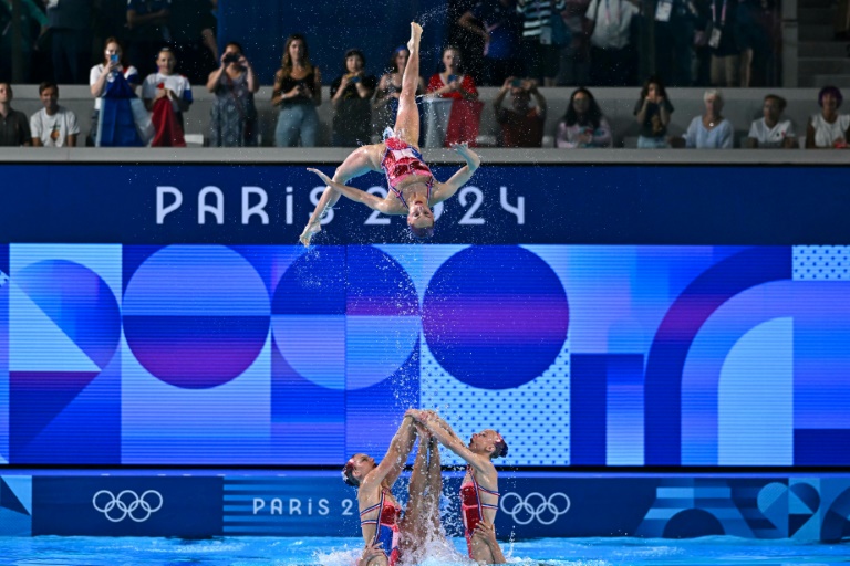 L'équipe de France lors du programme artistique aux JO de Paris, le 7 août 2024