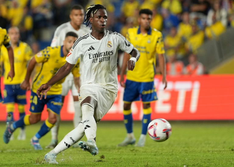 L'attaquant brésilien du Real Madrid Vinicius Junior a inscrit un pénalty lors du match nul de Liga contre Las Palmas, le 29 août 2024 à Las Palmas