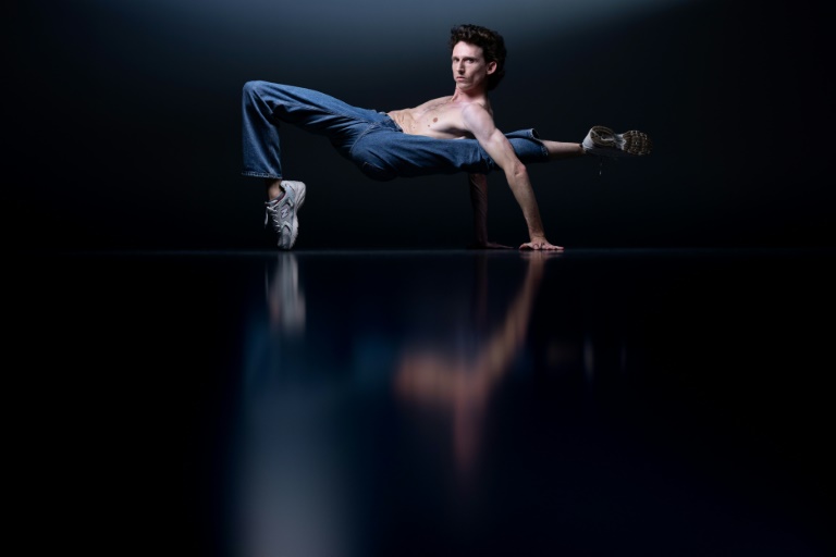 Le danseur français Arthur Cadre le 23 juillet 2024 à Paris