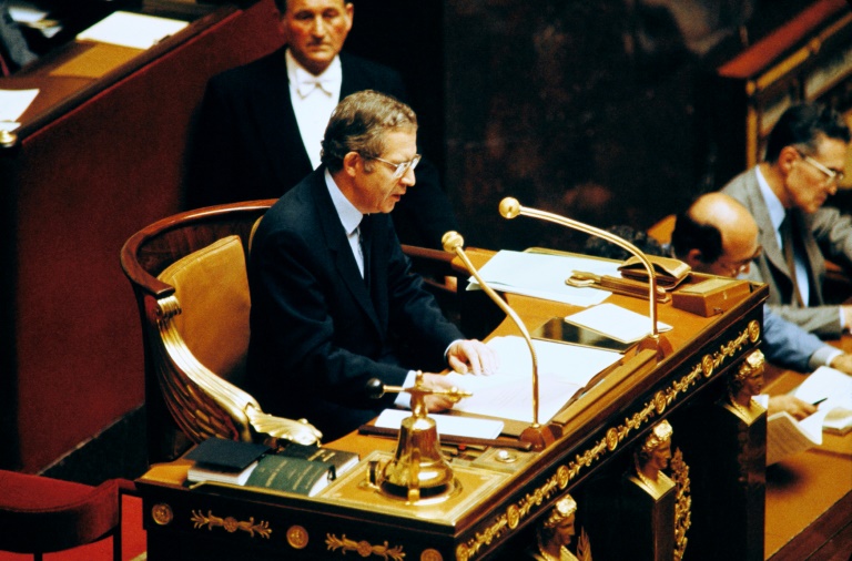 Le nouveau président de l'Assemblée nationale, Louis Mermaz, lors d'une session parlementaire, le 2 juillet 1981  à Paris