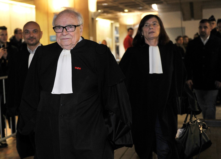 L'avocat Henri Leclerc (G), le 18 février 2015 à Lille