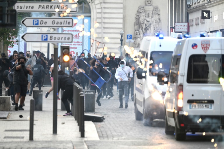 Affrontements entre manifestants et CRS à Marseille, le 30 juin 2023