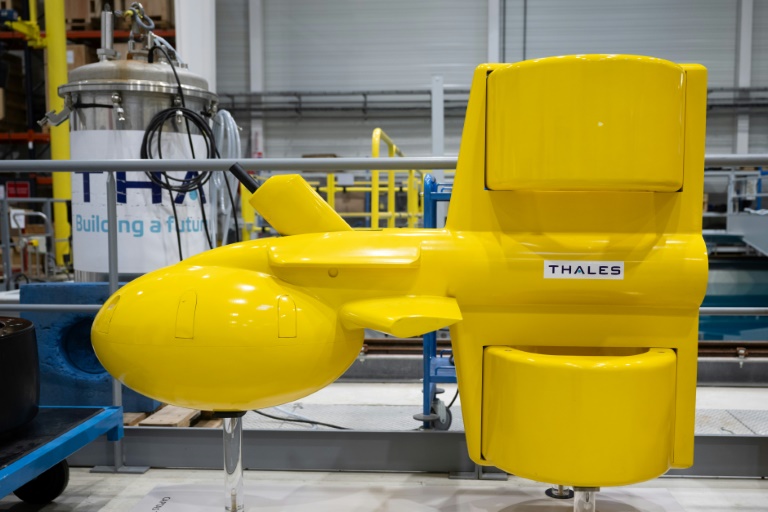 Le sonar CAPTAS fabriqué par le groupe français THales dans ses locaux à Gémenos, dans le sud de la France, le 18 septembre 2024