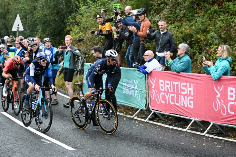 Le coureur français Julian Alaphilippe de l'équipe Soudal Quick-Step lors de la 3e étape du Tour de Grande-Bretagne entre Sheffield et Barnsley en Angleterre le 5 septembre 2024