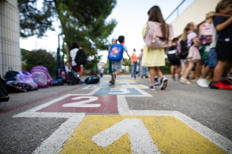 Rentrée des classes pour des élèves à Marseille, le 2 septembre 2024