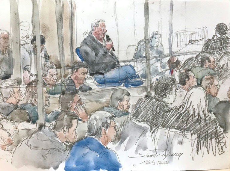 Croquis d'audience de Dominique Pelicot (c) lors de son procès au tribunal d'Avignon, le 17 septembre 2024