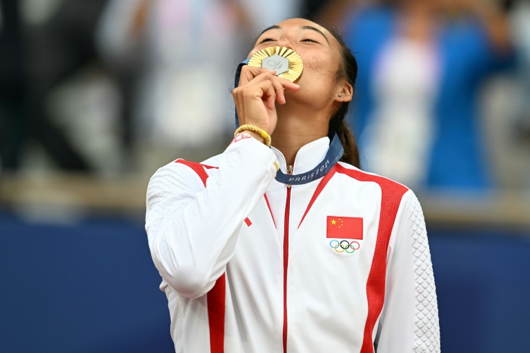 La Chinoise Zheng Qinwen, sacrée championne olympique à Paris, en août 2024