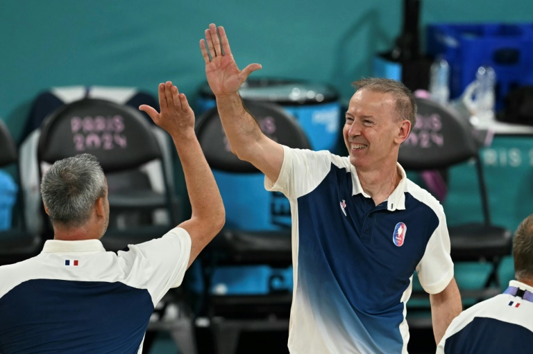 L'entraîneur de l'équipe de France de basket Vincent Collet lors de la demi-finale des Jeux olympiques de Paris remportée contre l'Allemagne, le 8 août 2024