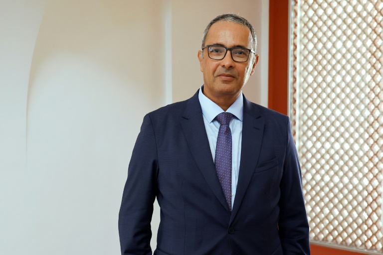 L'écrivain franco-algérien Kamel Daoud, le 27 août 2022 à Oran, en Algérie