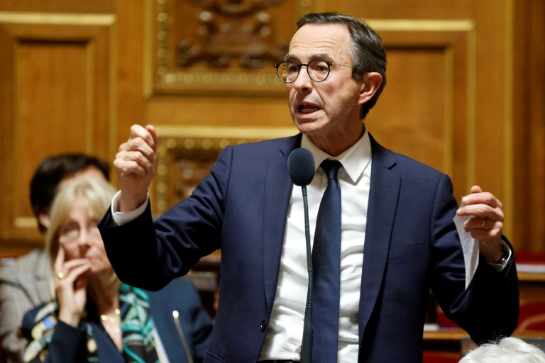 Bruno Retailleau lors d'un débat sur le projet de loi du gouvernement sur l'immigration au Sénat,le 7 novembre 2023 à Paris