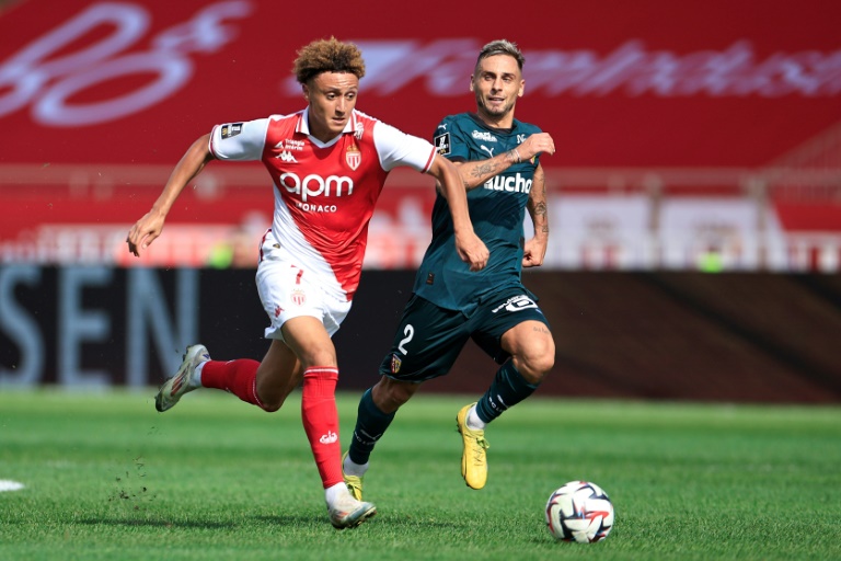 Le joueur de Monaco Eliesse Ben Seghir lors du match de L1 contre Lens au stade Louis II de Monaco le 1er septembre 2024.