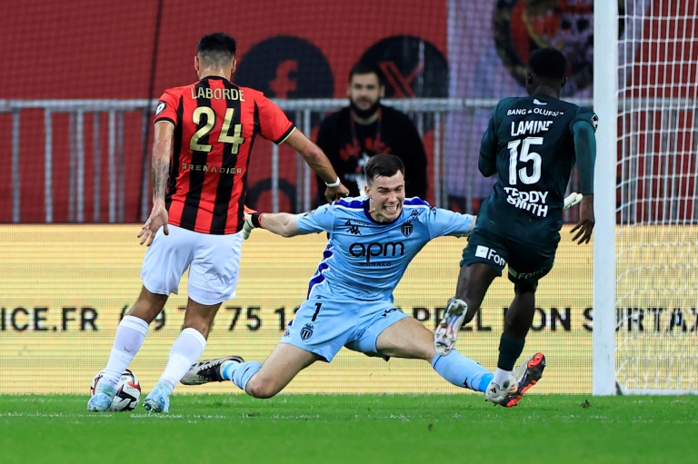 Le but de Gaëtan Laborde qui offre la victoire à Nice (2-1) lors du derby azuréen contre l'AS Monaco au stade Allianz Riviera, le 27 octobre 2024