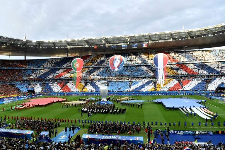 En 2016, le Stade de France a accueilli la cérémonie d'ouverture de l'Euro-2016 de football, son second grand tournoi après le Mondial-1998.