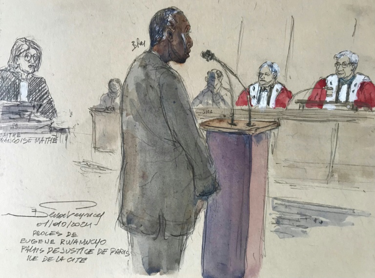 Croquis d'audience d'Eugène Rwamucyo, ex-médecin rwandais, lors de son procès aux assises à Paris, le 1er octobre 2024