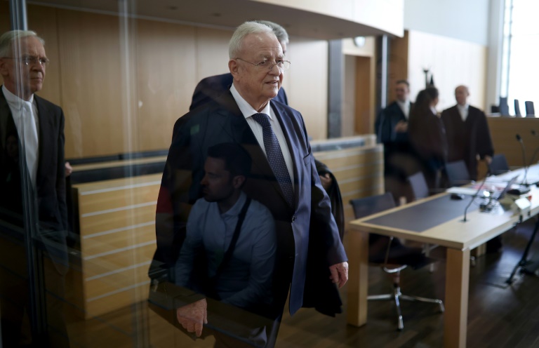 L'ex PDG de Volkswagen Martin Winterkorn à son arrivée au tribunal à Braunschweig, en Allemagne, le 3 septembre 2024