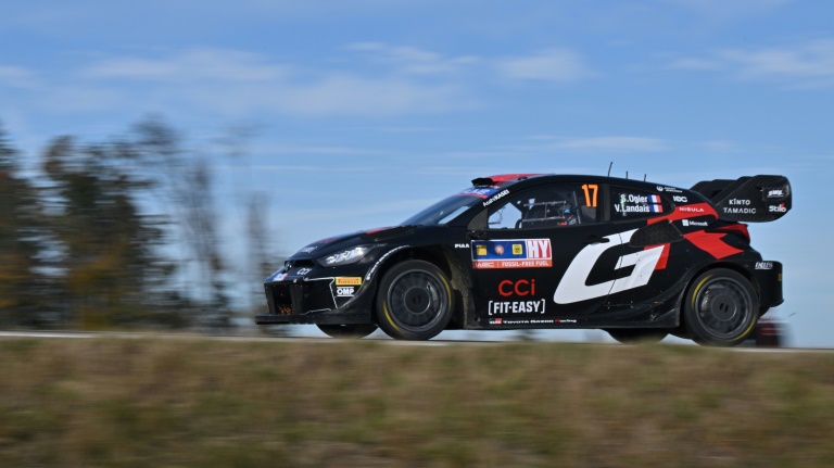 Le Français Sébastien Ogier au volant de sa Toyota Yaris à Breitenberg en Allemagne, le 20 octobre 2024