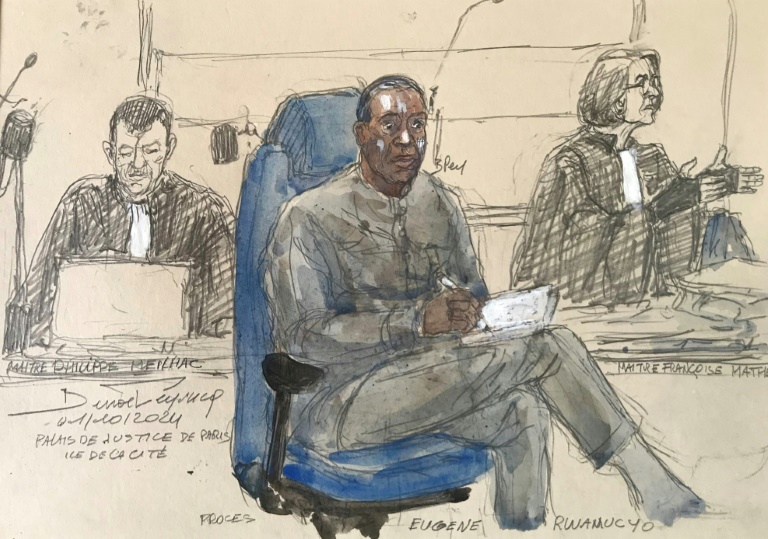 Croquis d'audience d'Eugène Rwamucyo, ex-médecin rwandais, lors de son procès aux assises à Paris, le 1er octobre 2024