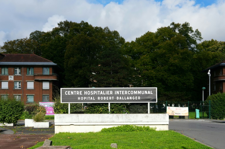 L'entrée de l'hôpital Robert Ballanger, le 22 octobre 2024 à Aulnay-sous-Bois, en Seine-Saint-Denis où Santiago, un nourrisson de 17 jours, a été enlevé par ses parents