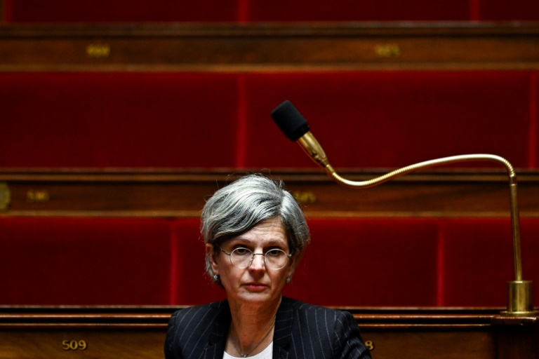 La députée écologiste Sandrine Rousseau (EELV) à l'Assemblée nationale pour la discussion du projet de budget pour 2025, à Paris, le 24 octobre 2024