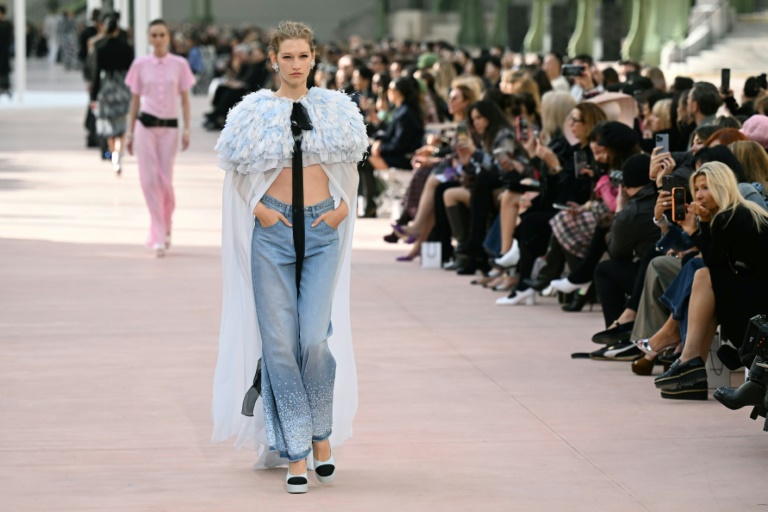 Défilé Chanel Printemps-Été 2025 au Grand Palais, à Paris, le 1er octobre 2024