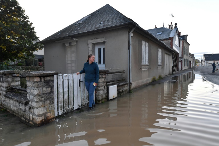 Une rue de Bonneval, en Eure-et-Loir, inondée le 11 octobre 2024