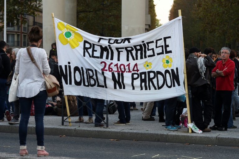 Un rassemblement d'hommage au jeune militant écologiste français Rémi Fraisse, le 26 octobre 2016 à Toulouse