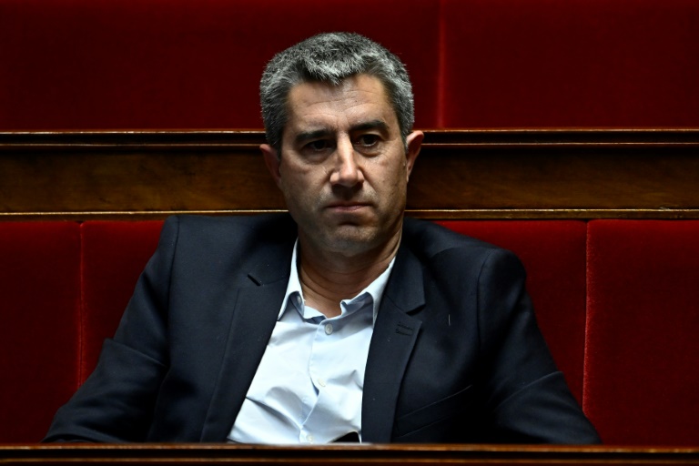 Le député du groupe Ecologiste et Social François Ruffin lors d'une séance de débat sur la première partie du projet de loi de finances 2025 à l'Assemblée nationale, à Paris le 23 octobre 2024