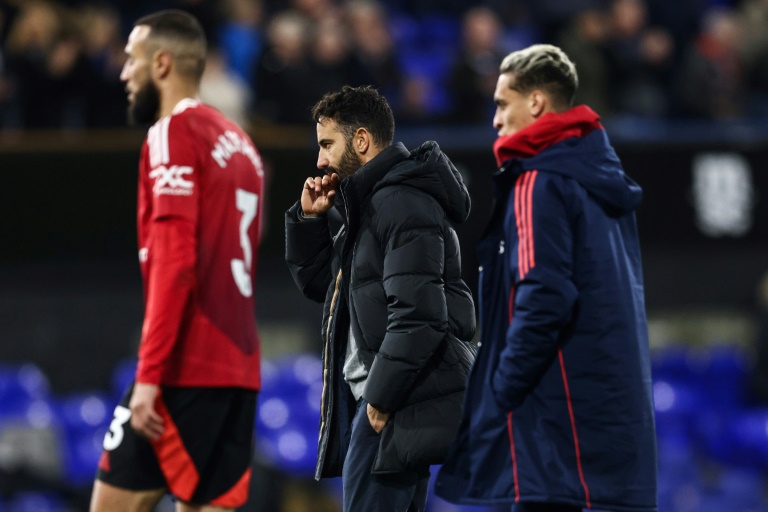 Le nouvel entraîneur de Manchester United, le Portugais Ruben Amorim, après le match nul (1-1) concédé à Ipswich en championnat le 24 novembre 2024