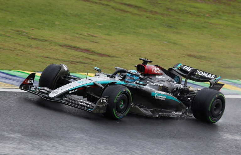 Le pilote britannique George Russell au volant de sa  races pendant le Grand Prix du Brésile de F1 le 3 ctobre 2024 à Interlagos