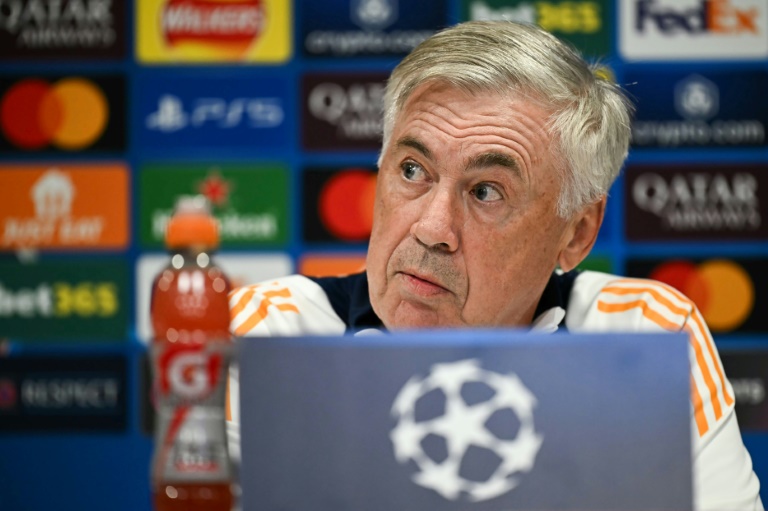 L'entraîneur du Real Madrid Carlo Ancelotti a défendu Mbappé devant la presse mercredi après la prestation médiocre de l'attaquant en Ligue des champions à Liverpool.