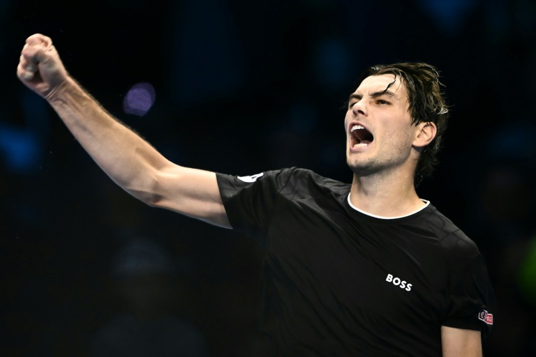 L'Américain Taylor Fritz après sa victoire en demi-finale des Masters ATP face à l'Allemand Alexander Zverev le 16 novembre 2024 à Turin