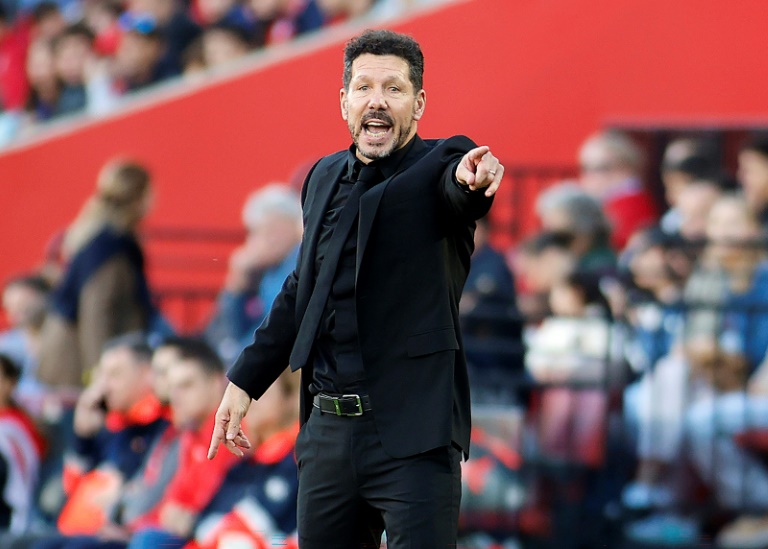 L'entraineur de l'Atlético Madrid Diego Simeone lors du match de 13e journée de championnat d'Espagne contre Majorque au stade Son Moix le 10 novembre 2024.