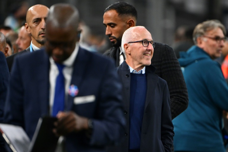 Le propriétaire de l'OM Frank McCourt avant un match de Ligue contre Auxerre, le 8 novembre 2024