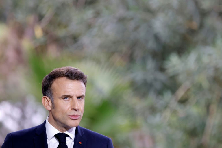 Le président de la République Emmanuel Macron le 30 octobre 2024, à Rabat, au Maroc